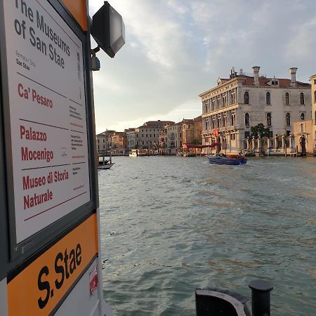 Central Lovely Typical Rooms Rialto Venecia Exterior foto