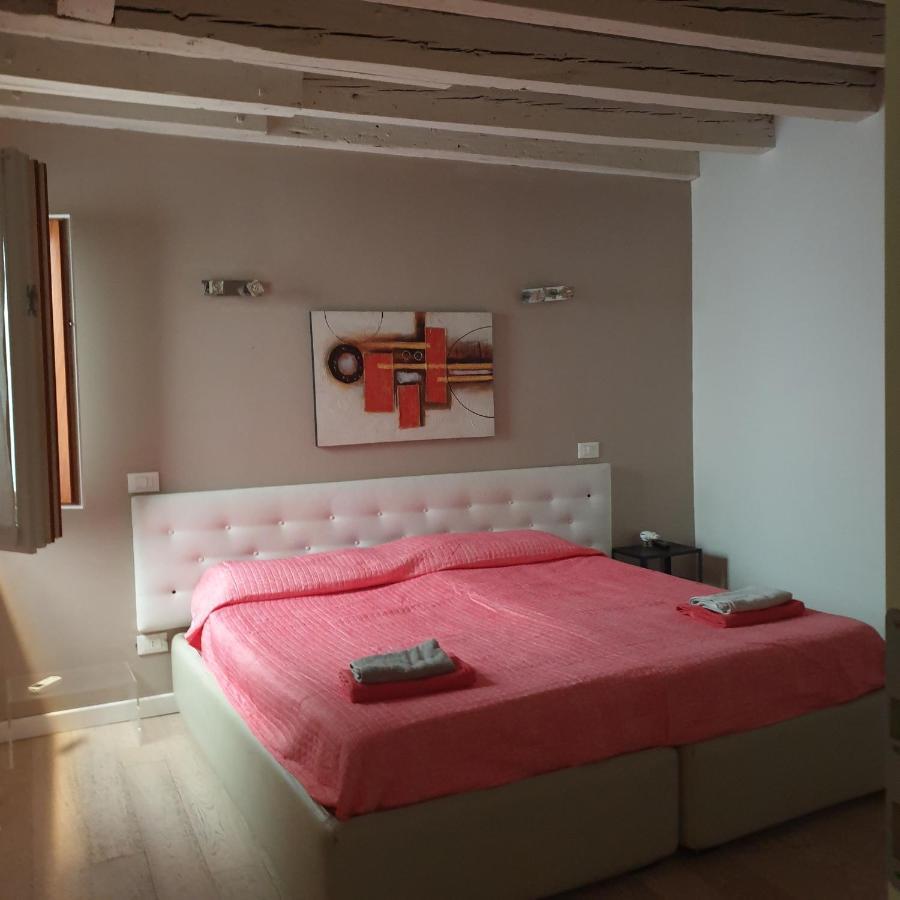 Central Lovely Typical Rooms Rialto Venecia Habitación foto